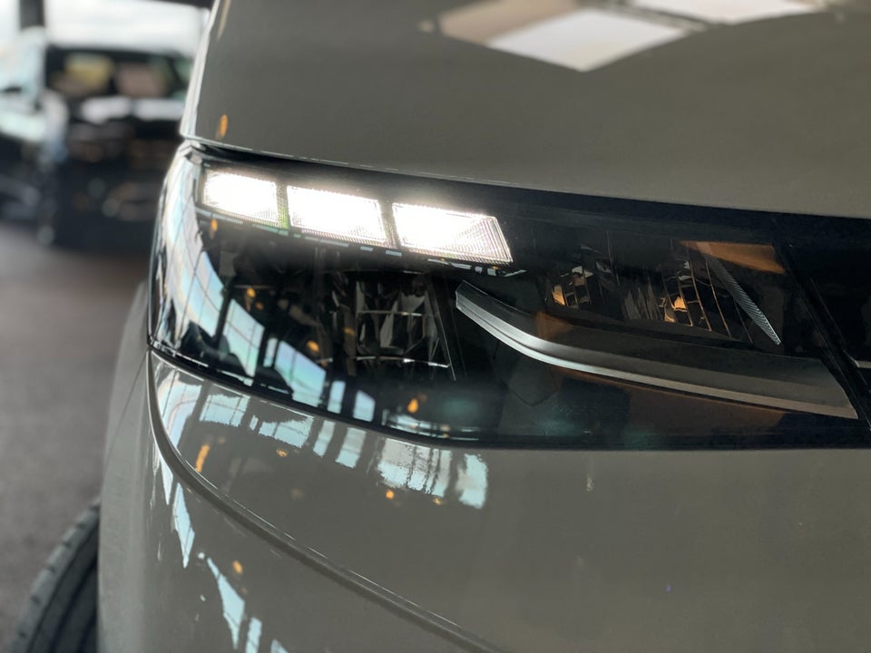 VW Multivan 1,4 eHybrid Life DSG kort