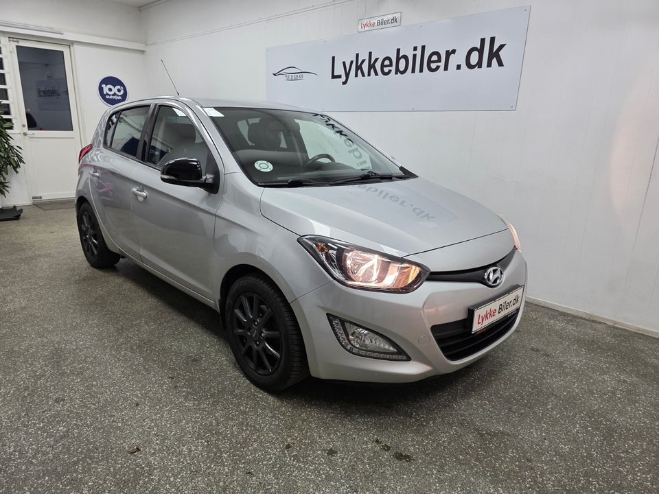 Hyundai i20 1,25 Classic XTR+ 5d
