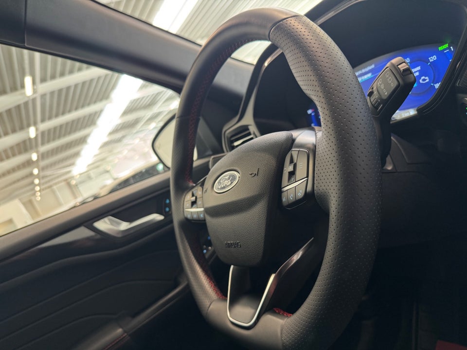 Ford Kuga 2,5 PHEV ST-Line X CVT 5d