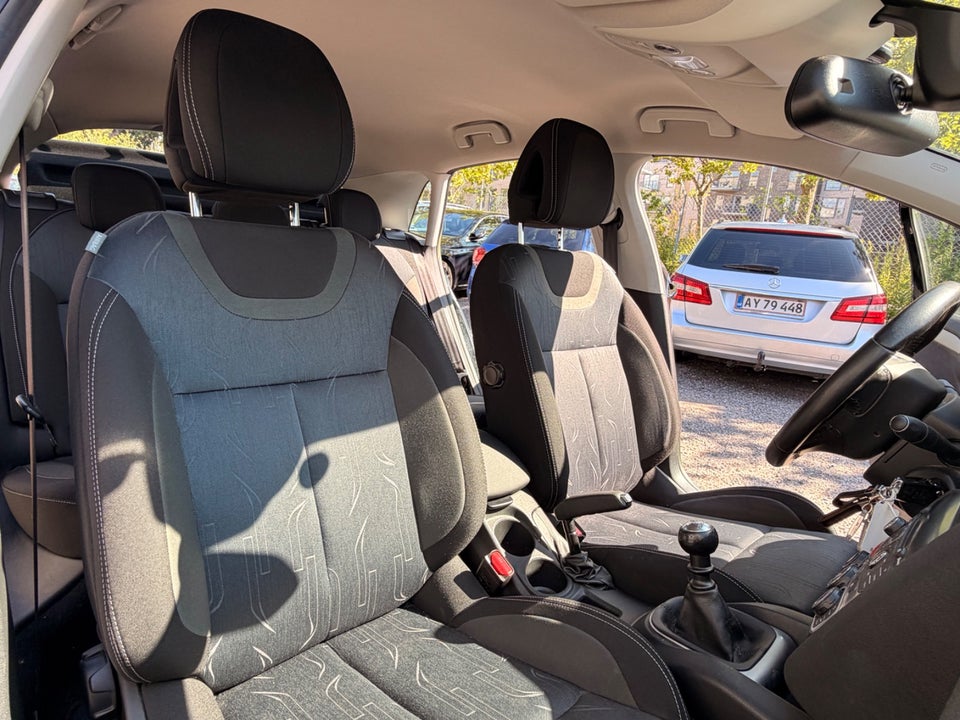 Citroën C4 1,2 PureTech 130 Feel 5d