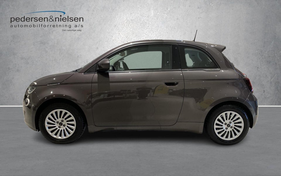 Fiat 500e 42 Icon 3d
