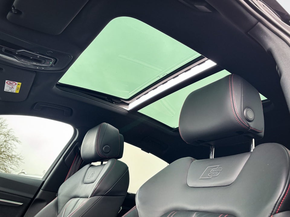 Audi Q8 e-tron 55 S-line Sportback quattro 5d