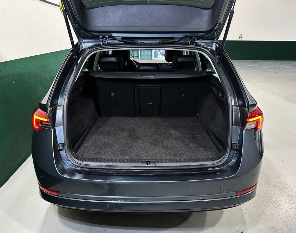 Skoda Octavia 1,4 TSi iV Plus Combi DSG 5d