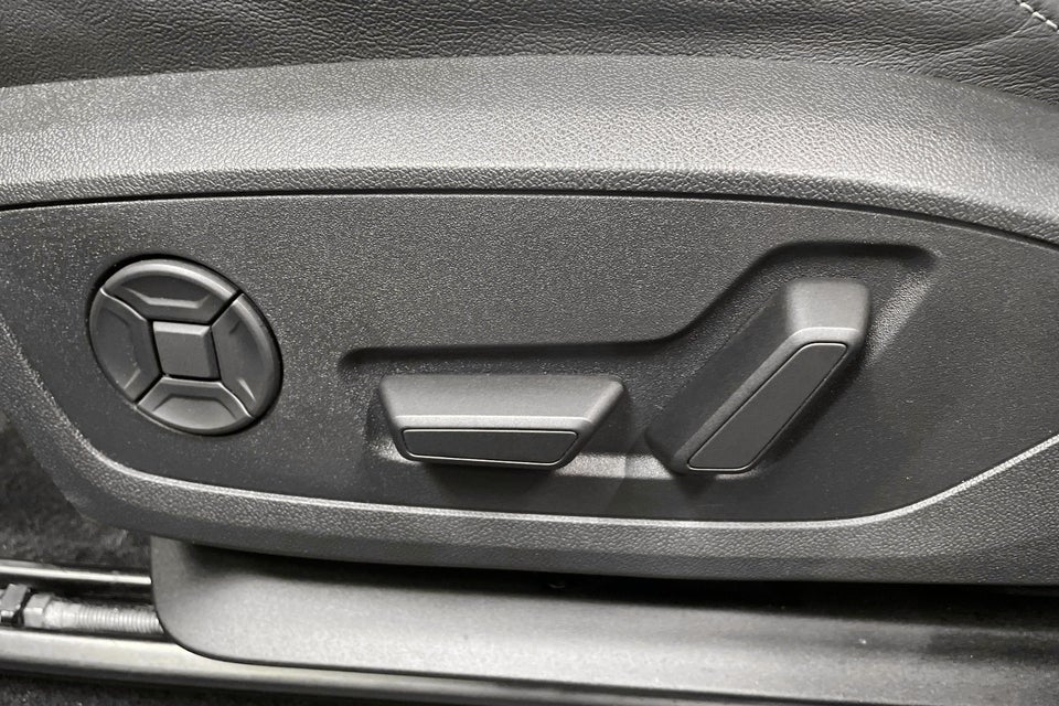 Audi Q4 e-tron 45 S-line Edition 5d