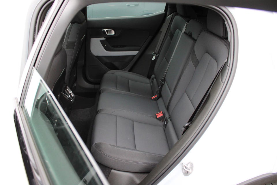 Polestar 2 Long Range AWD 5d