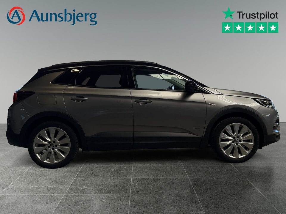 Opel Grandland X 1,6 Hybrid4 Ultimate aut. 5d