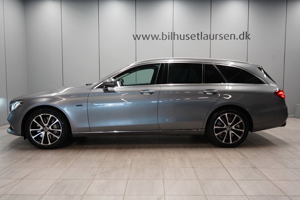 Mercedes E300 de 2,0 Avantgarde stc. aut. 5d