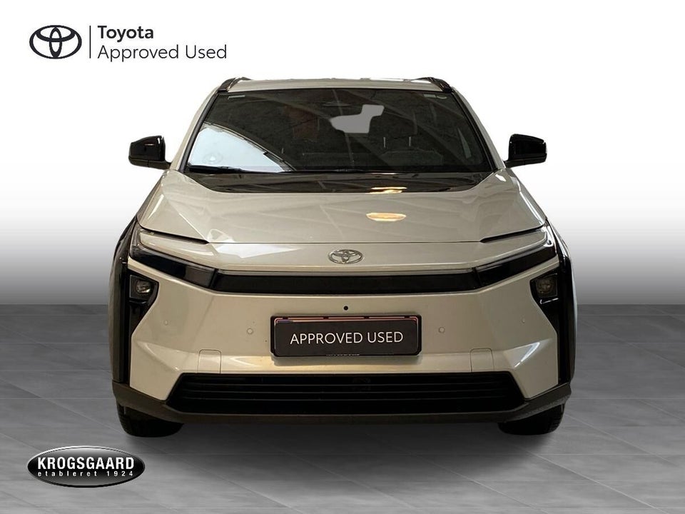 Toyota bZ4X 73 Executive 5d
