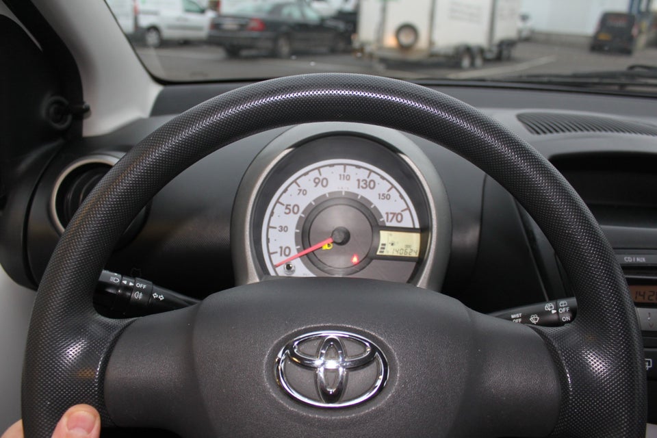 Toyota Aygo 1,0 Plus 5d