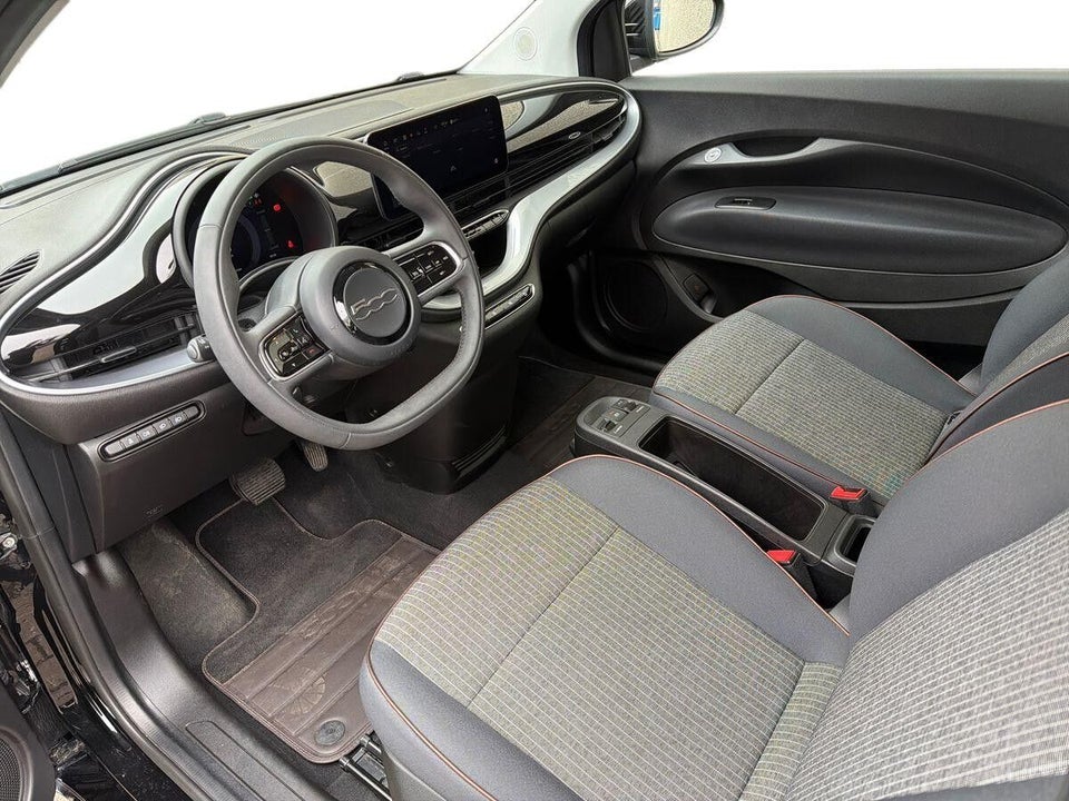 Fiat 500e 42 Icon 3d