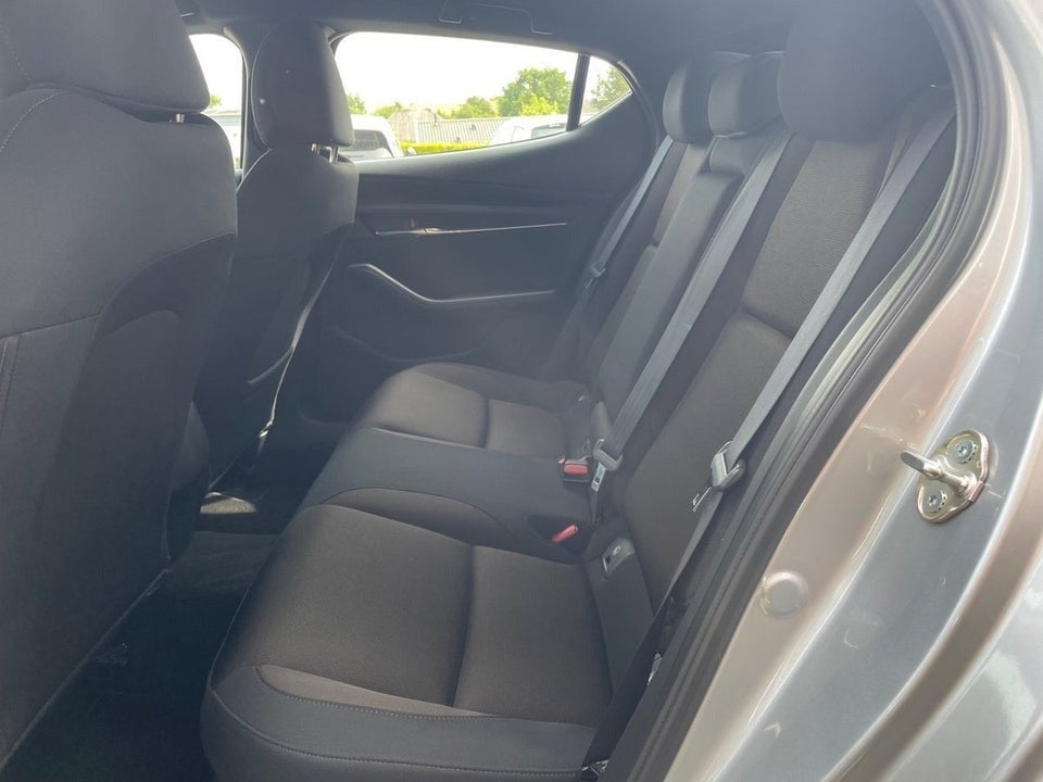 Mazda 3 1,8 SkyActiv-D 116 Sky aut. 5d