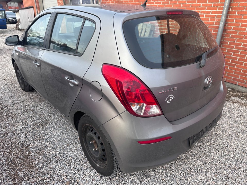 Hyundai i20 1,25 Life+ 5d