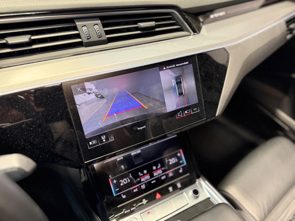 Audi e-tron 55 S-line Sportback quattro 5d