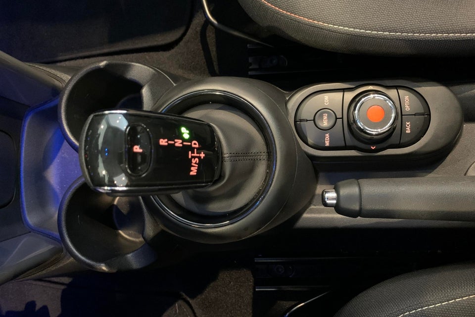 MINI Cooper 1,5 Pepper II aut. 5d