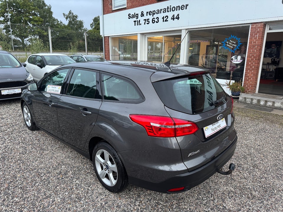 Ford Focus 1,0 SCTi 100 Titanium stc. 5d