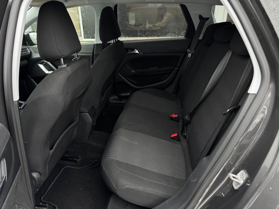 Peugeot 308 1,6 BlueHDi 120 Active SW 5d