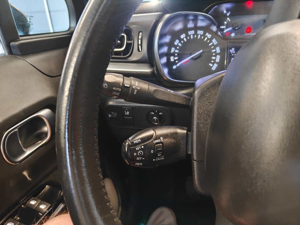 Citroën C3 1,5 BlueHDi 100 SkyLine 5d