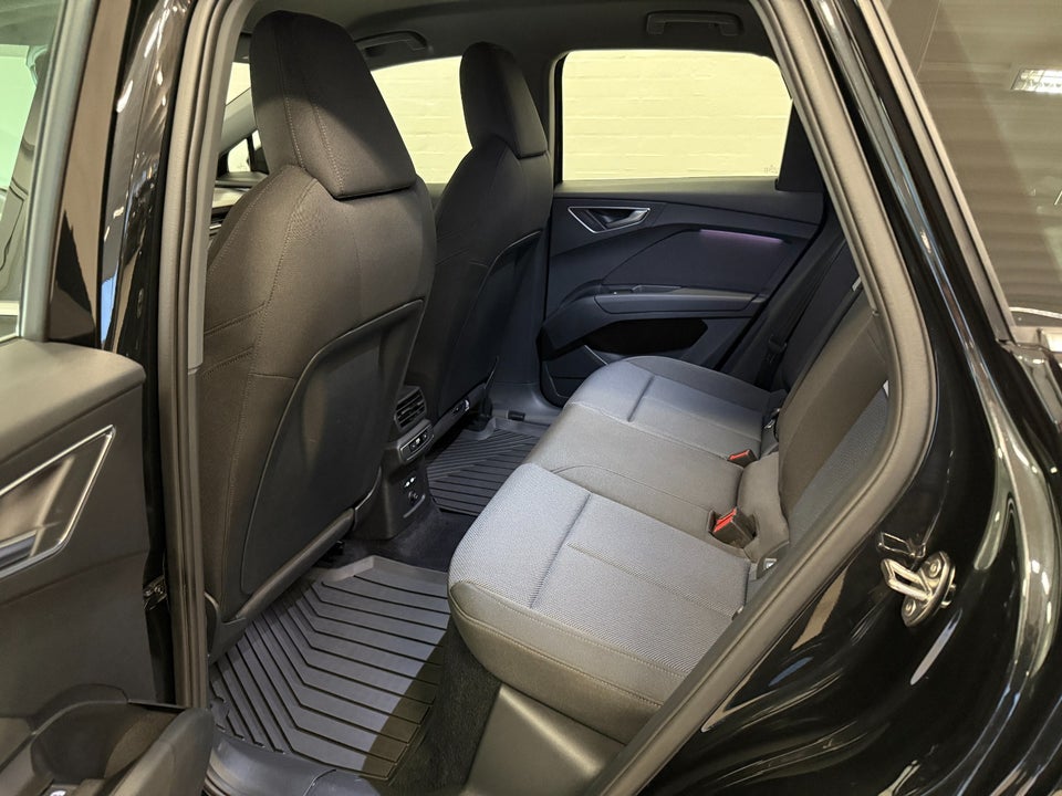 Audi Q4 e-tron 40 Advanced 5d