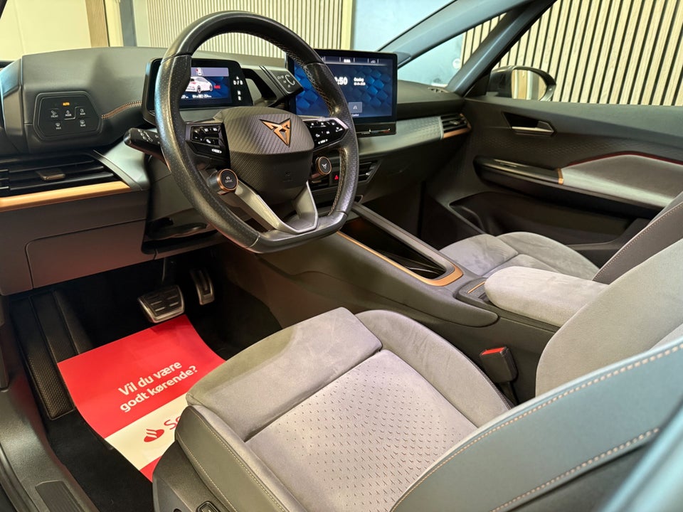 Cupra Born 77 e-Boost Dinamica Pack High 5d