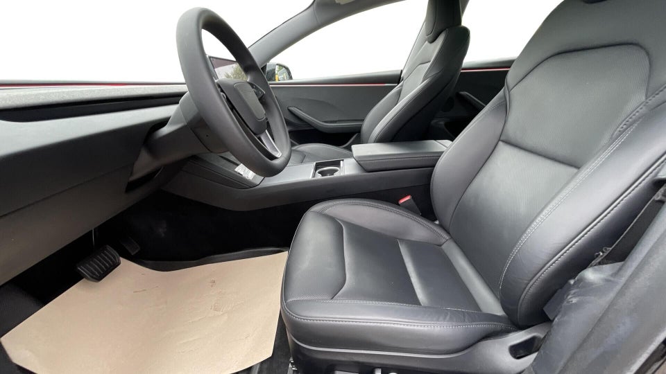 Tesla Model 3 Long Range RWD 4d