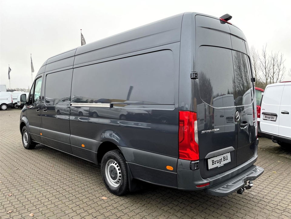 Mercedes Sprinter 319 3,0 CDi A3 Kassevogn aut. RWD