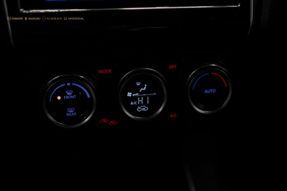 Suzuki Swift 1,0 Boosterjet SHVS Exclusive 5d