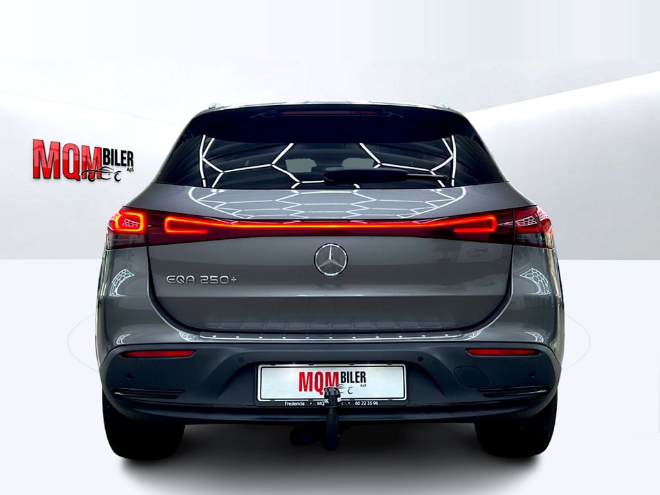 Mercedes EQA250+ Progressive 5d