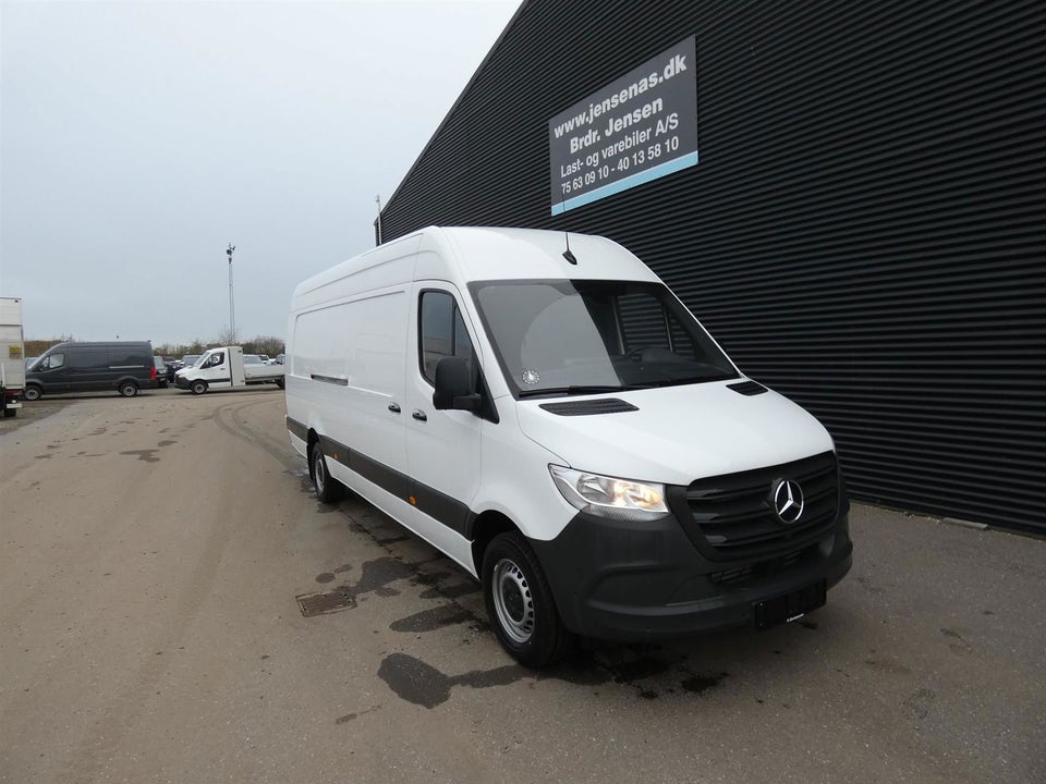 Mercedes Sprinter 317 2,0 CDi A4 Kassevogn aut. RWD