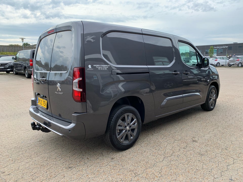 Peugeot Partner 1,5 BlueHDi 130 L2V2 Plus Van