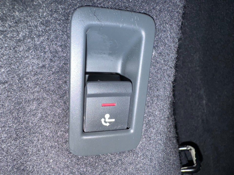 Audi Q4 e-tron 45 Attitude S-line quattro 5d