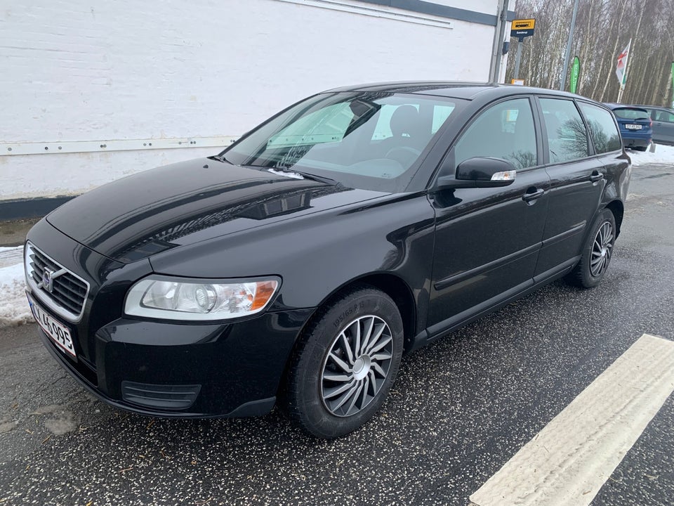 Volvo V50 1,6 Kinetic 5d