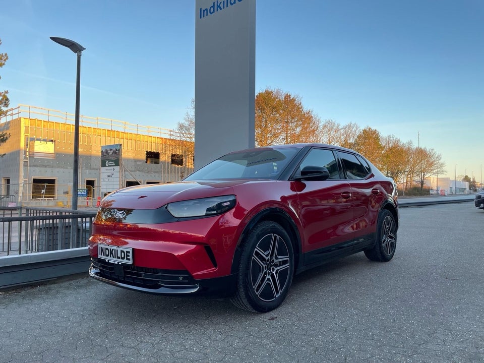 Ford Capri 77 Premium Extended Range 5d