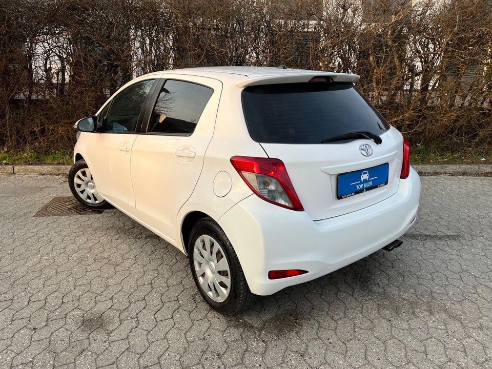 Toyota Yaris 1,0 VVT-i T2 Touch 5d