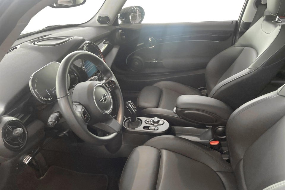 MINI Cooper SE Edition Premium 3d