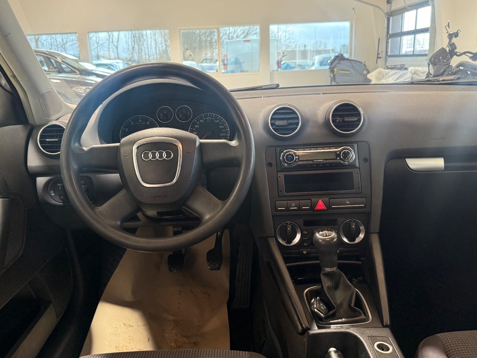 Audi A3 1,6 Ambition Sportback 5d