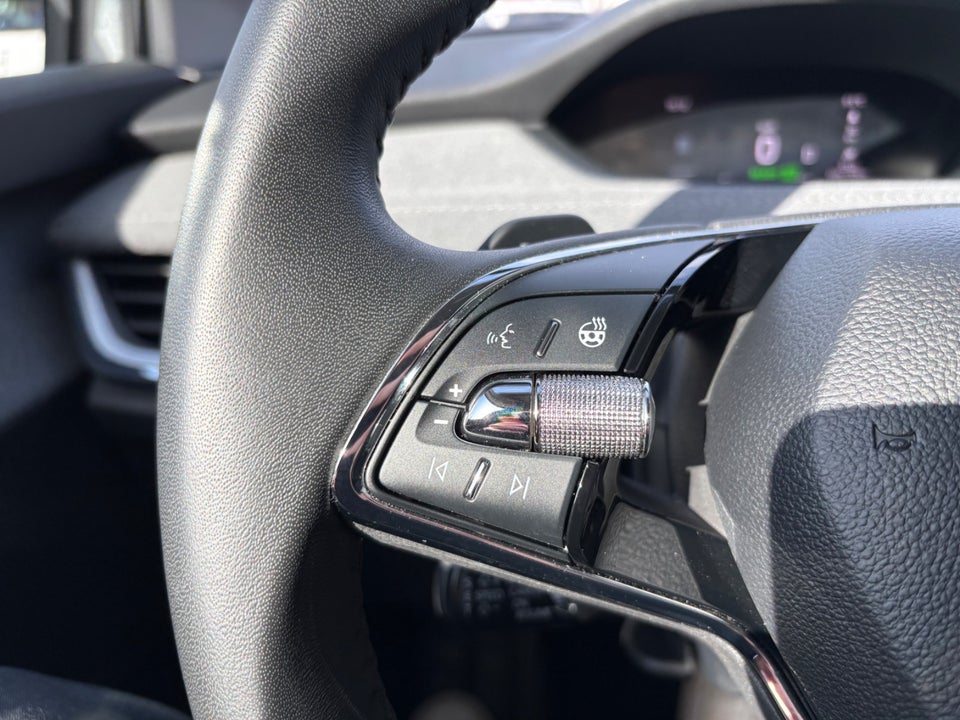 Skoda Enyaq 60 iV Loft 5d