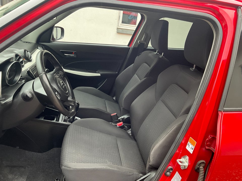Suzuki Swift 1,2 Dualjet mHybrid Action 5d