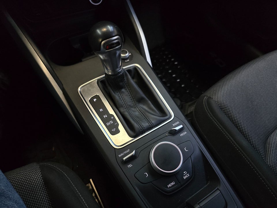 Audi Q2 1,4 TFSi 150 Sport S-tr. 5d