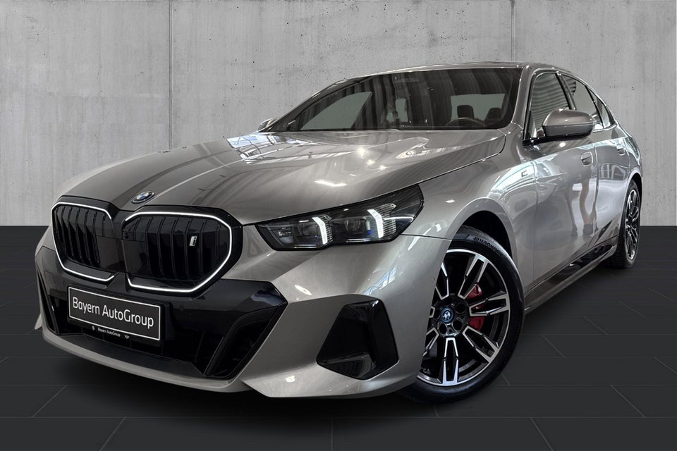 BMW i5 eDrive40 Fully Charged M-Sport 4d
