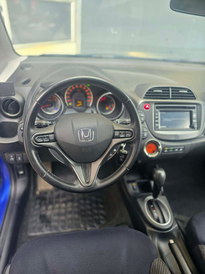 Honda Jazz 1,4 Elegance CVT 5d
