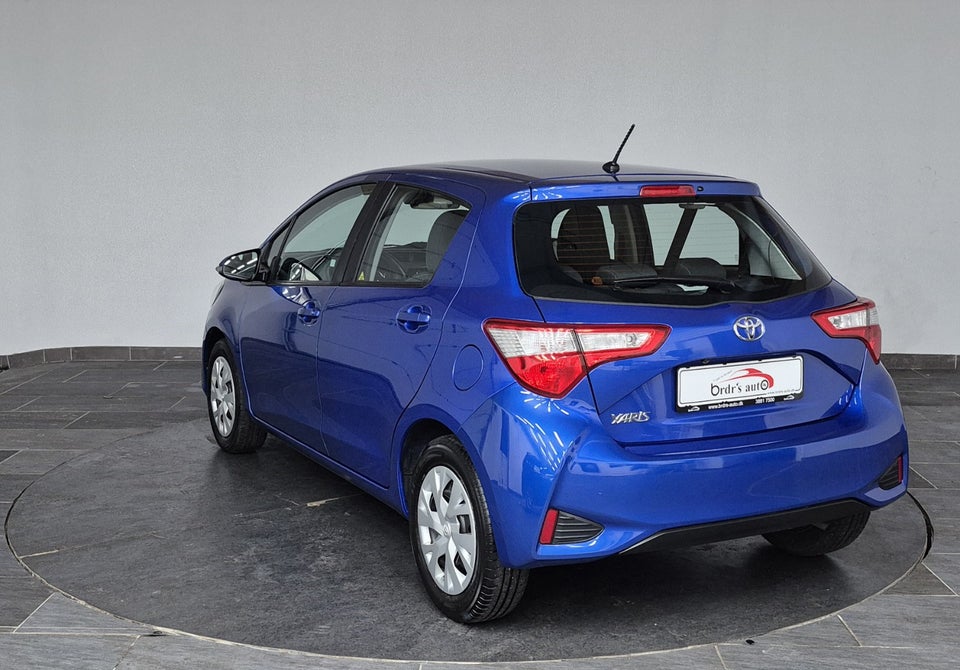 Toyota Yaris 1,0 VVT-i T2 5d