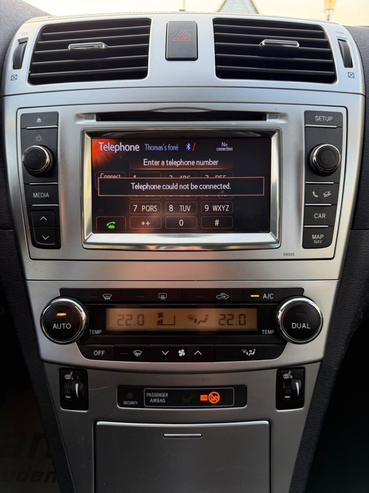 Toyota Avensis 1,8 VVT-i T2 Premium stc. 5d