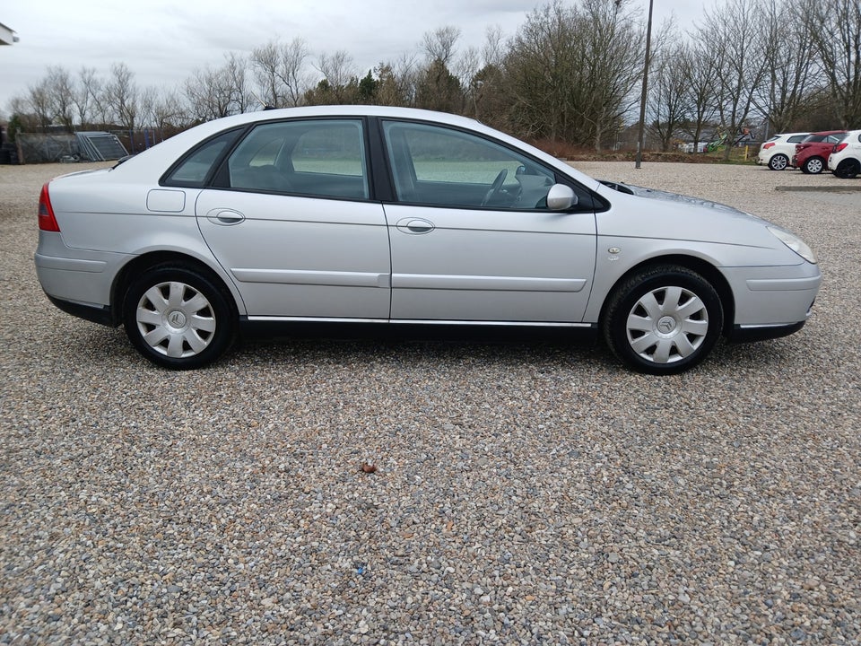 Citroën C5 1,8i 16V Prestige S 5d