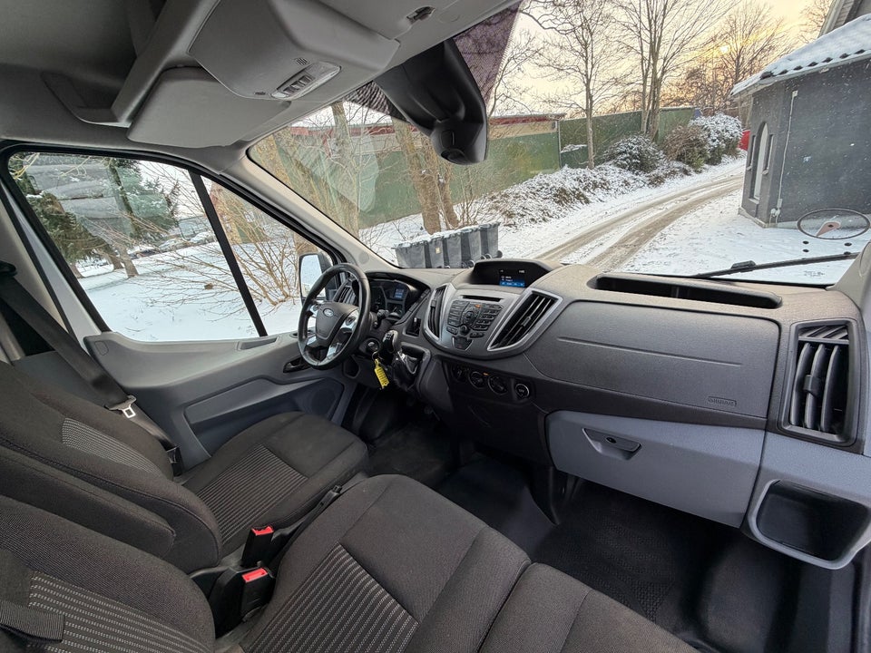 Ford Transit 350 L2 Van 2,0 TDCi 130 Trend H2 FWD