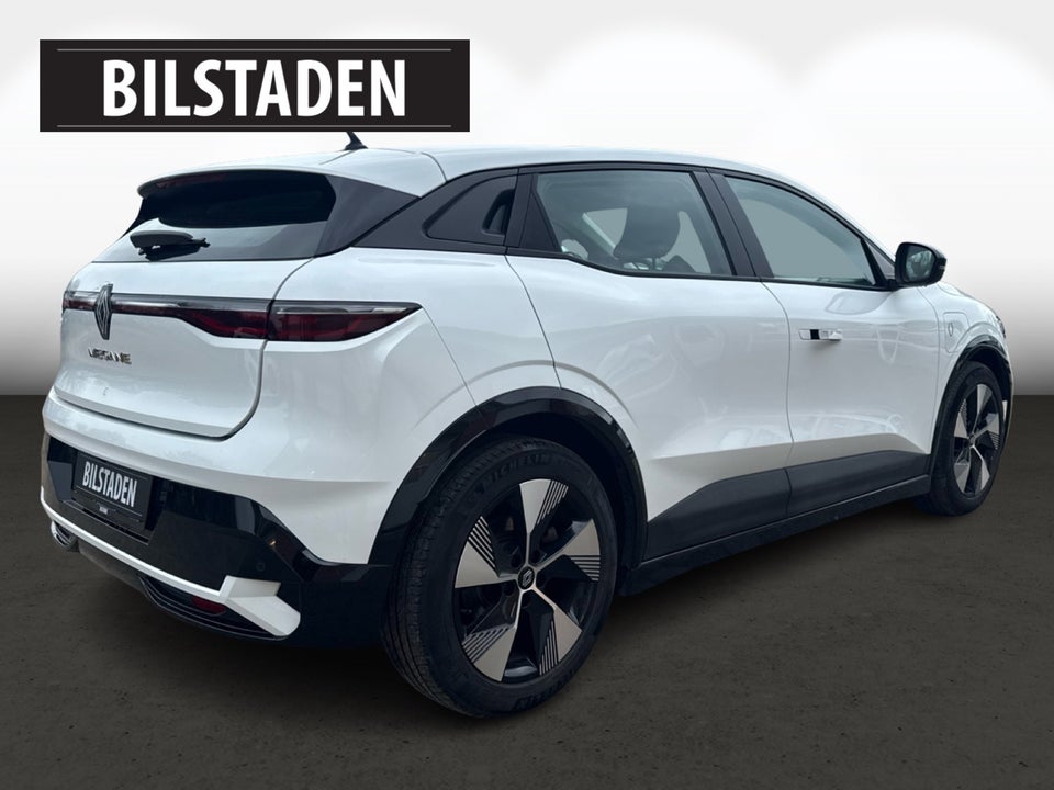 Renault Megane E-Tech 60 Equilibre 5d