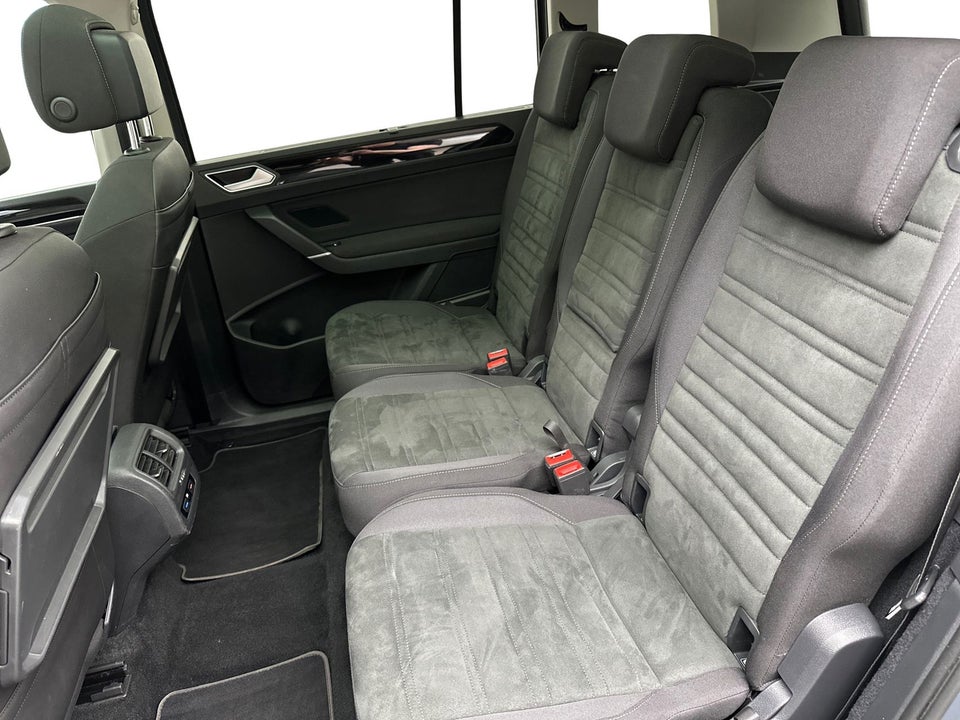 VW Touran 1,5 TSi 150 Highline Family DSG 7prs 5d