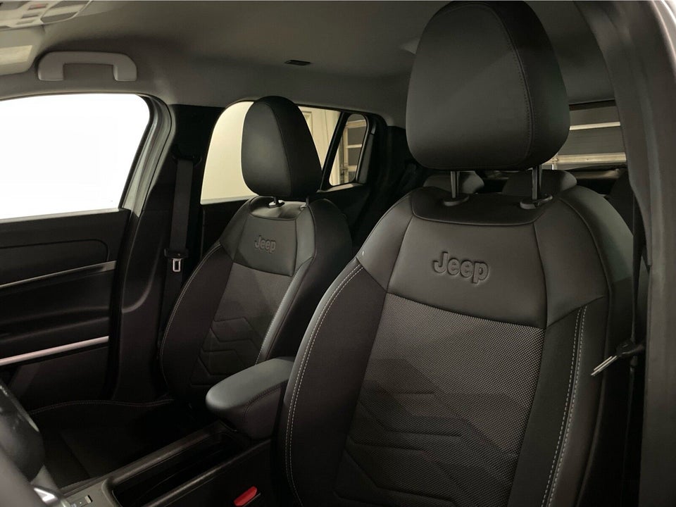 Jeep Avenger 54 Summit 5d