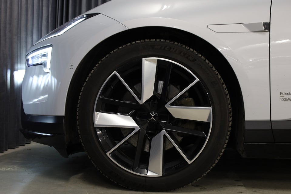 Polestar 4 Long Range AWD 5d