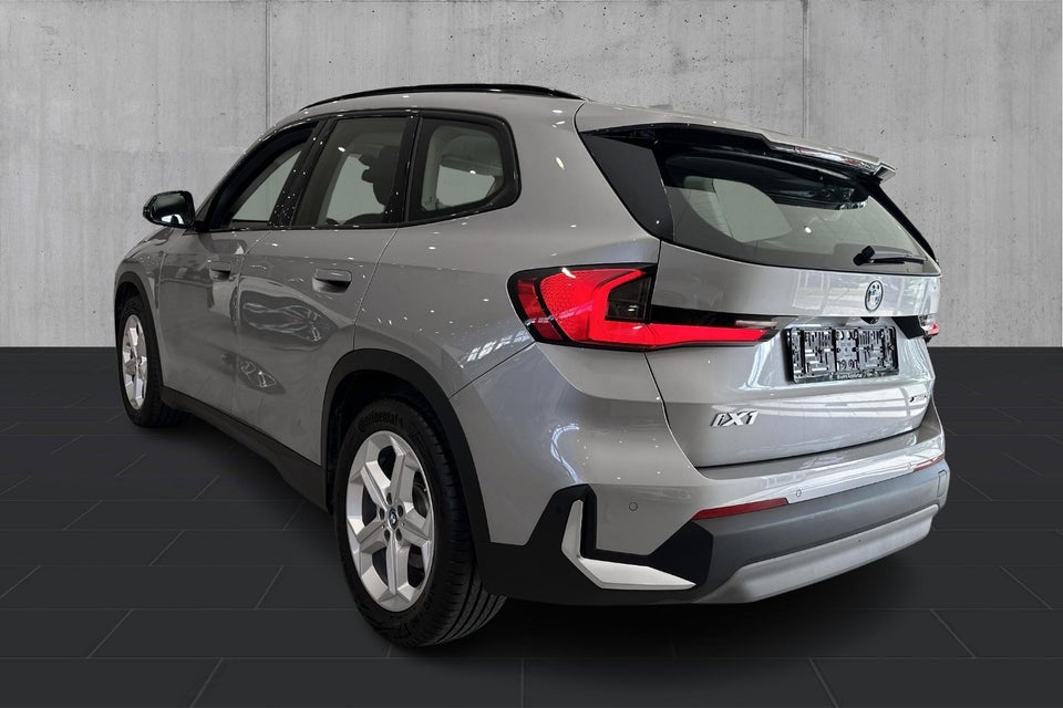 BMW iX1 xDrive30 X-Line 5d