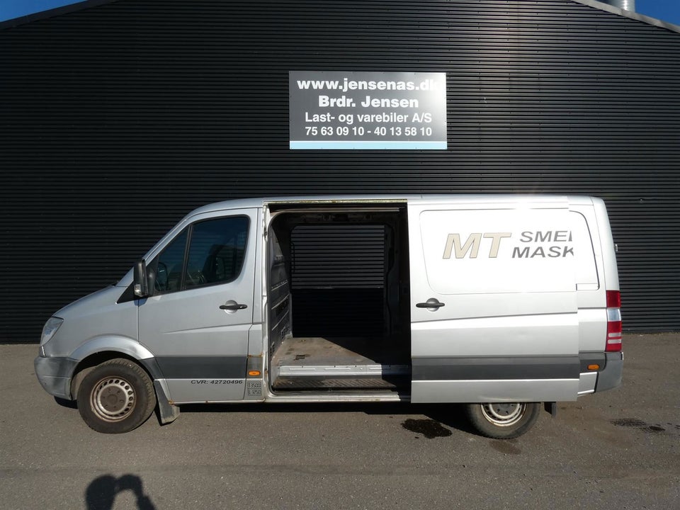 Mercedes Sprinter 316 2,2 CDi R2 Kassevogn aut. 6d